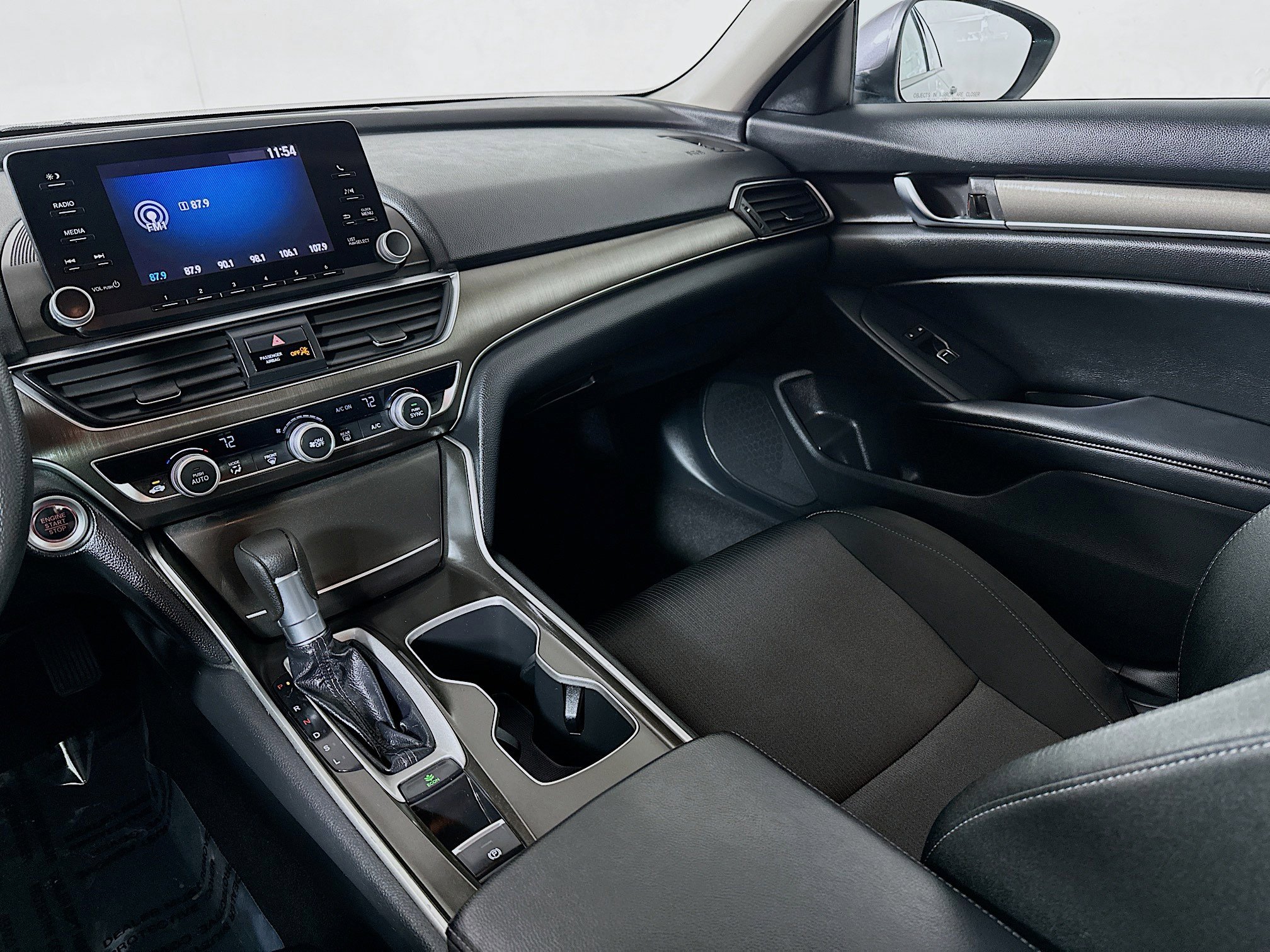 Used 2018 Honda Accord LX image 22