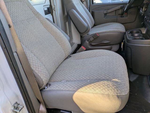 New 2025 Chevrolet Express 3500 w/ Power Convenience Package RWD image 25