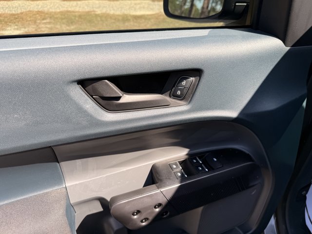 Used 2025 Ford Maverick XL image 11