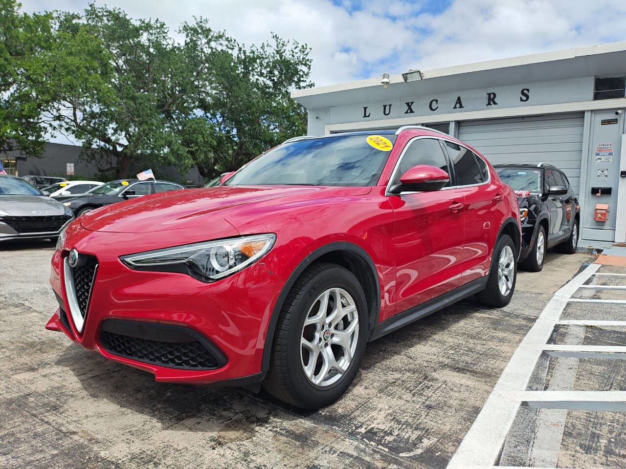 Used 2021 Alfa Romeo Stelvio Sprint w/ Sun & Sound Package AWD/4WD image 6