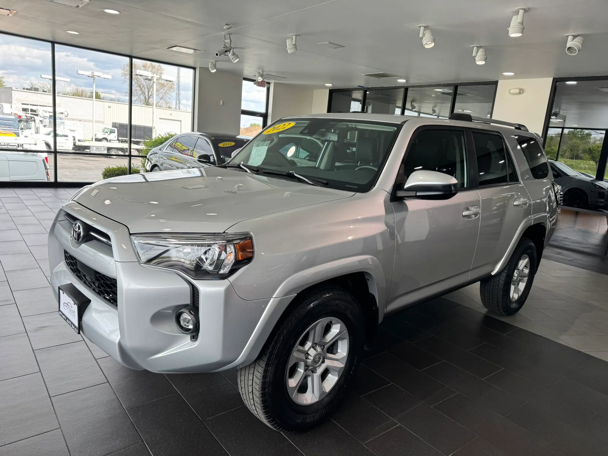 Used 2022 Toyota 4Runner SR5 RWD image 2