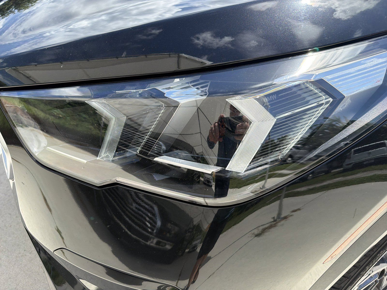 Certified 2025 BMW X2 xDrive28i AWD/4WD image 9
