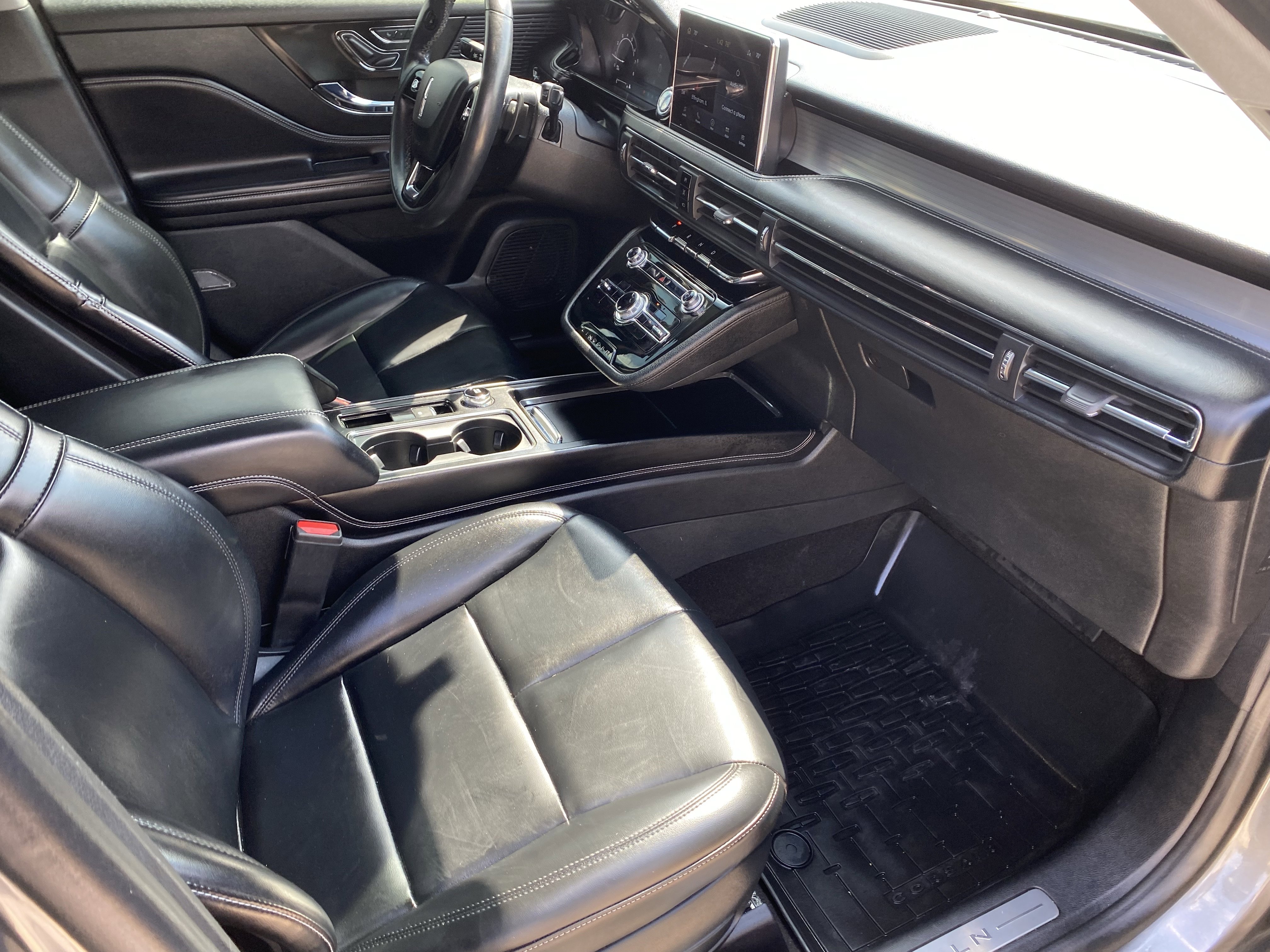 Used 2021 Lincoln Corsair FWD w/ Convenience Package image 16