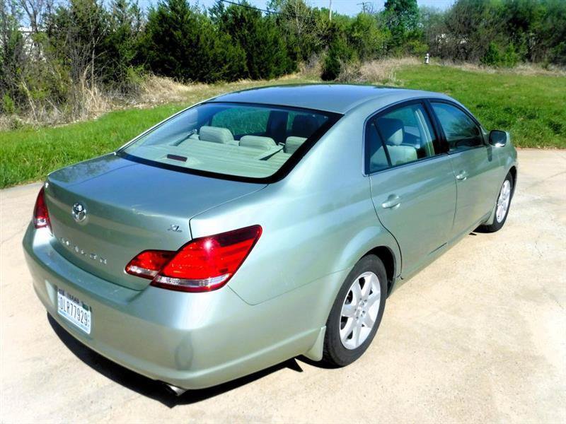 Used 2007 Toyota Avalon XL FWD image 6