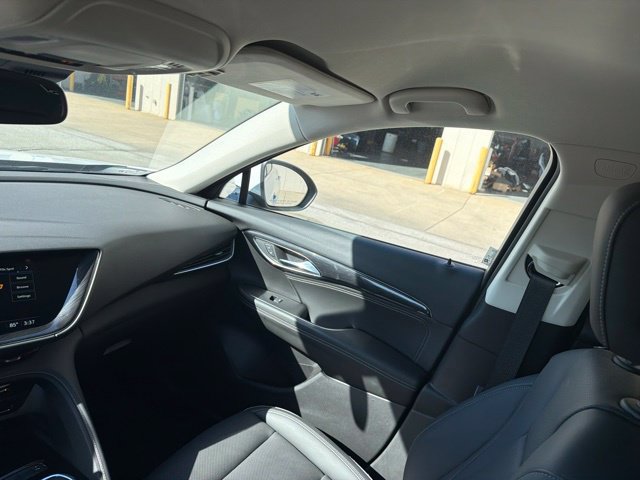 Used 2023 Buick Envision Essence FWD image 20