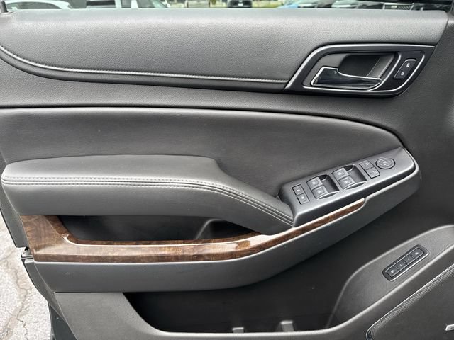Used 2019 Chevrolet Suburban LT RWD image 10