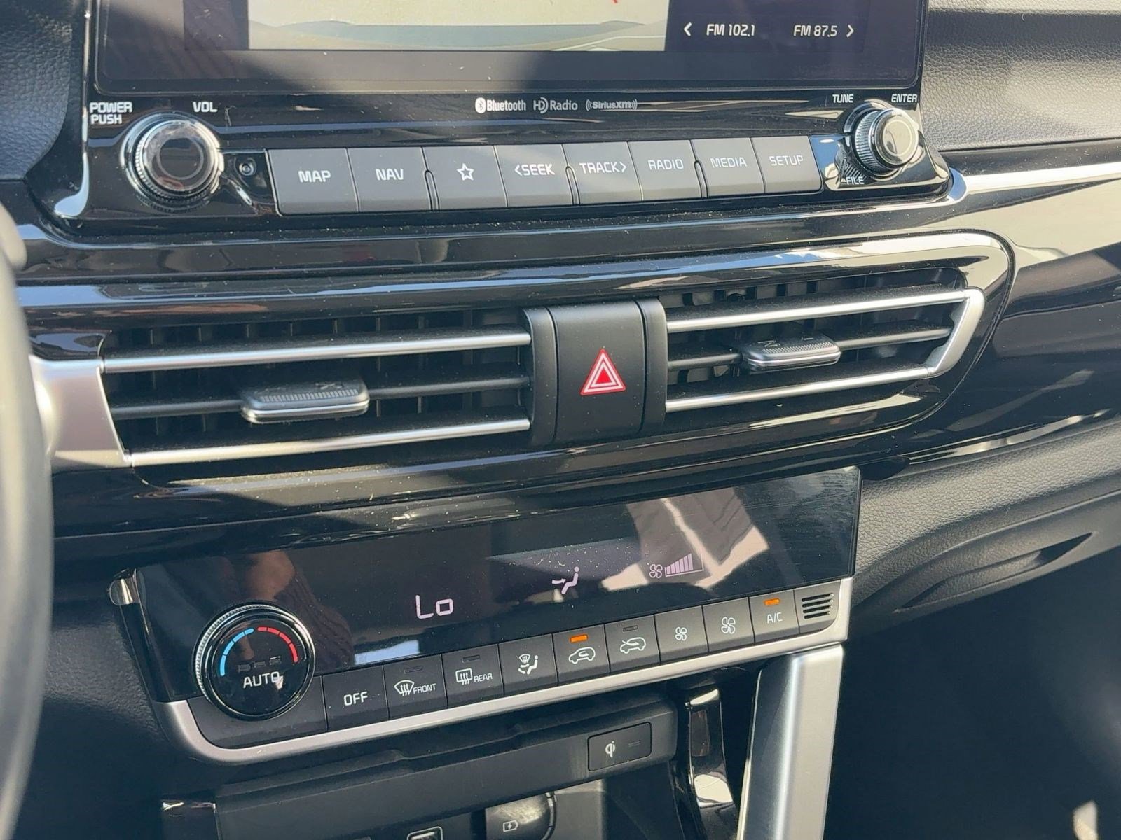 Used 2023 Kia Seltos EX image 24