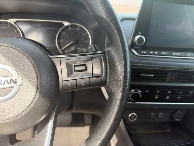 Used 2021 Nissan Rogue S AWD/4WD image 18