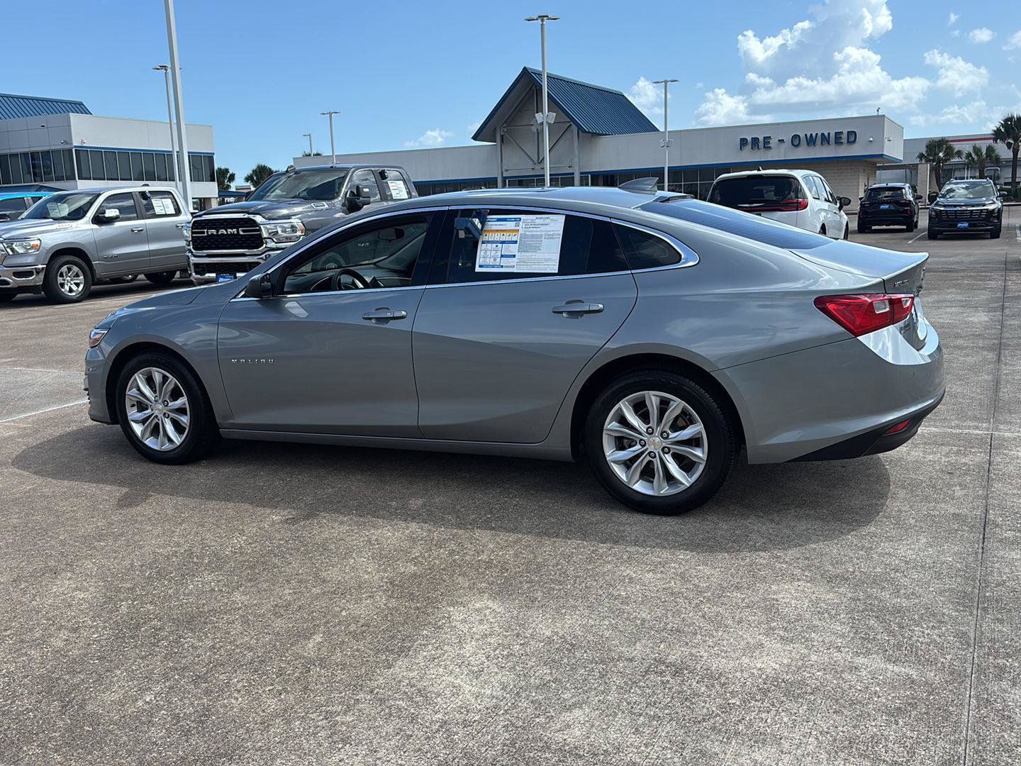 Used 2024 Chevrolet Malibu LT FWD image 18