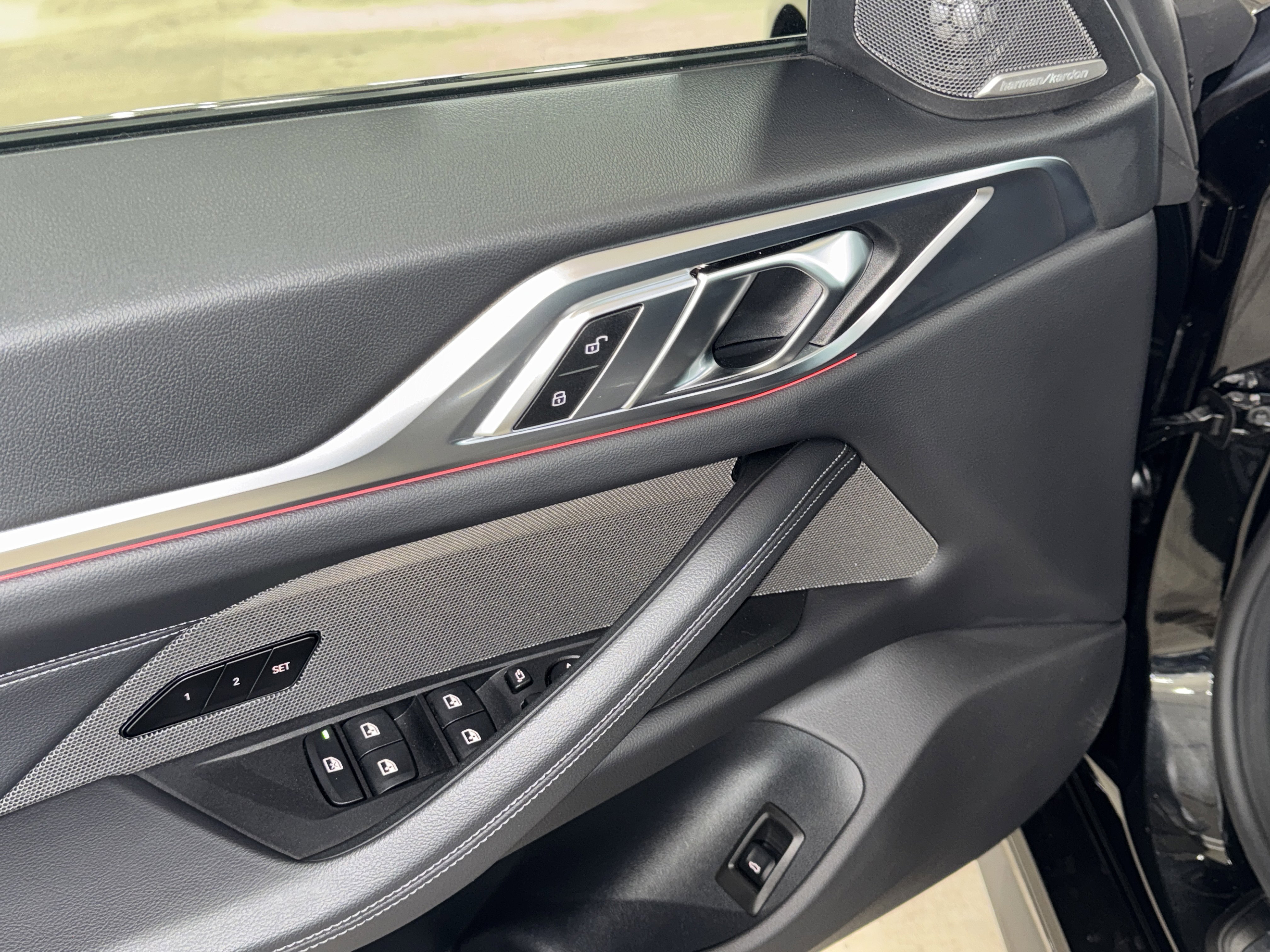 Certified 2025 BMW M440i image 18