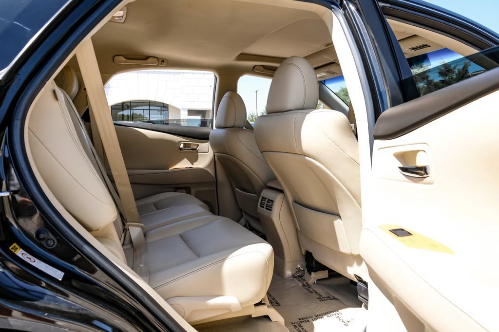 Used 2015 Lexus RX 450h AWD image 38