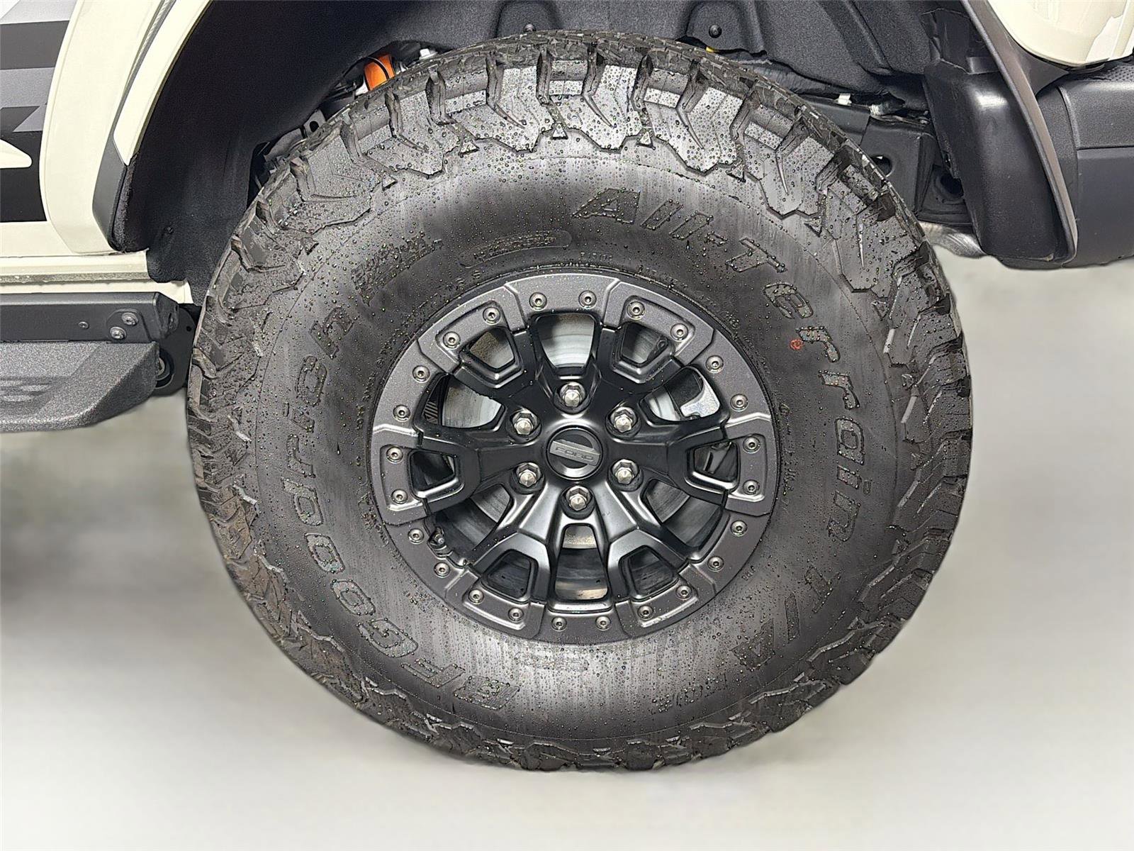 New 2025 Ford Bronco Raptor w/ Interior Carbon Fiber Pack image 31