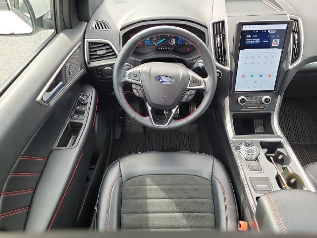 Certified 2024 Ford Edge ST-Line AWD/4WD image 31
