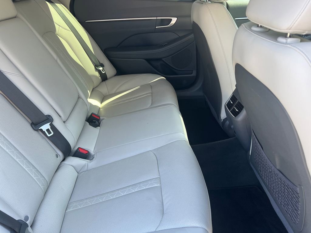 Used 2021 Hyundai Sonata Limited FWD image 10
