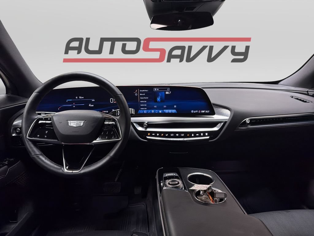 Used 2025 Cadillac Lyriq Luxury RWD image 17