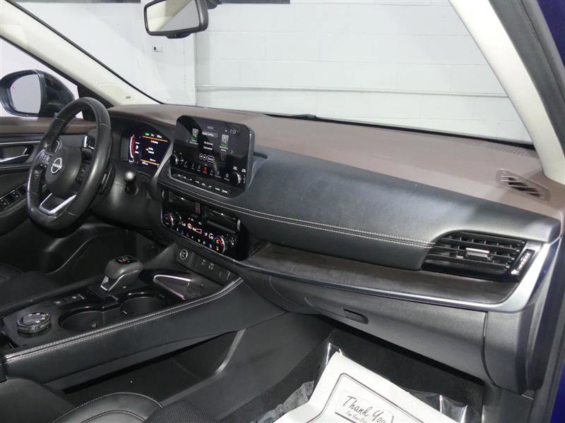 Used 2023 Nissan Rogue Platinum w/ Platinum Premium Package AWD/4WD image 24