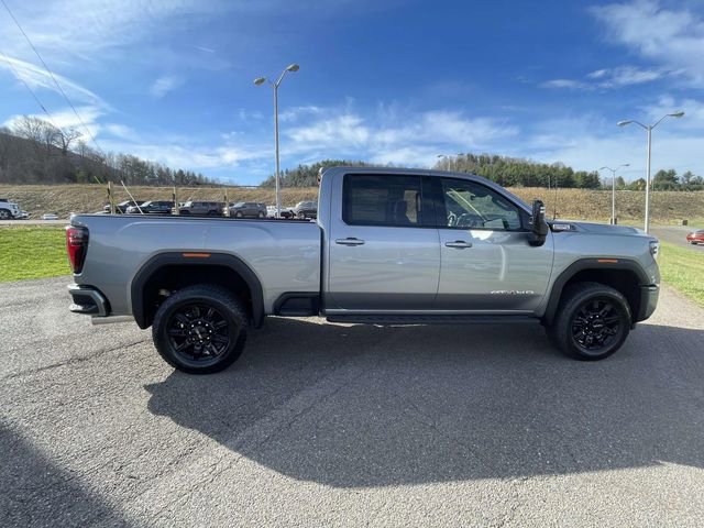 New 2026 GMC Sierra 2500 AT4 w/ AT4 Premium Plus Package image 8