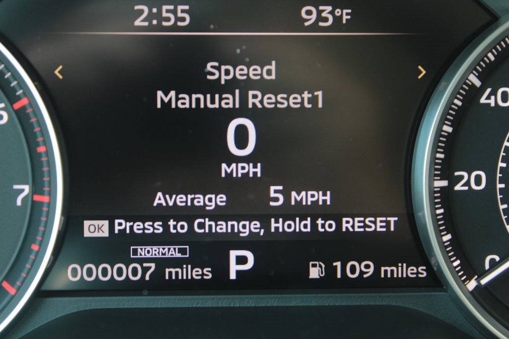 New 2025 Mitsubishi Outlander SE image 23