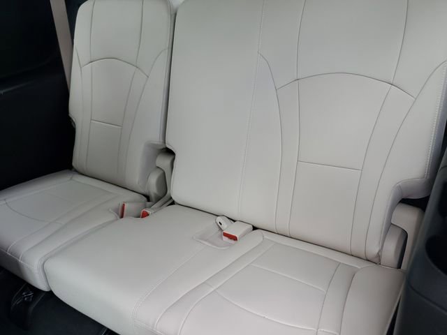 Used 2022 Buick Enclave Essence w/ Experience Buick Package AWD/4WD image 12