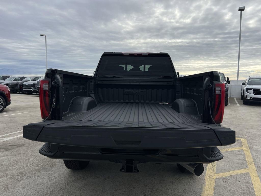 New 2026 GMC Sierra 3500 Denali AWD/4WD image 29