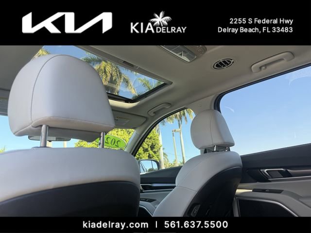 Used 2024 Kia Telluride S w/ S Sunroof Package image 14