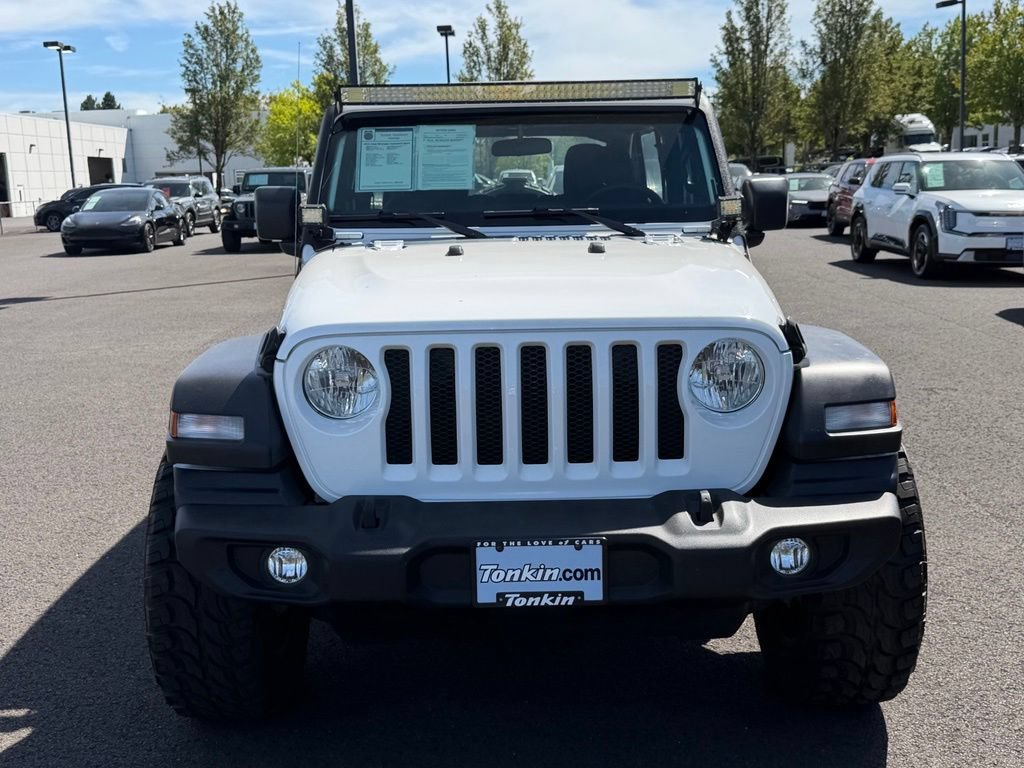 Used 2022 Jeep Wrangler Unlimited Sport AWD/4WD image 3