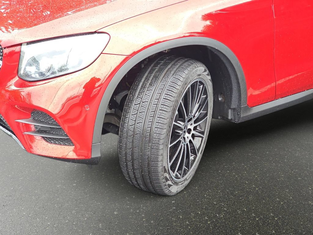 Used 2019 Mercedes-Benz GLC 300 4MATIC Coupe image 36