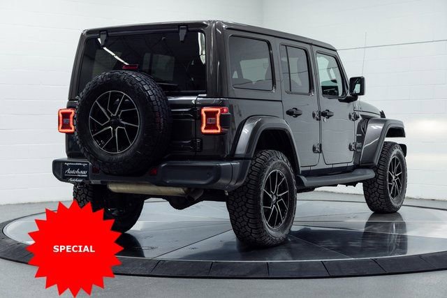 Used 2019 Jeep Wrangler Unlimited Sahara image 10