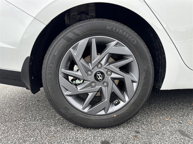 New 2026 Hyundai Elantra Blue image 17