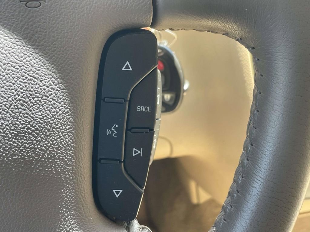 Used 2006 Buick Lucerne CXL w/ Driver Confidence Package FWD image 25