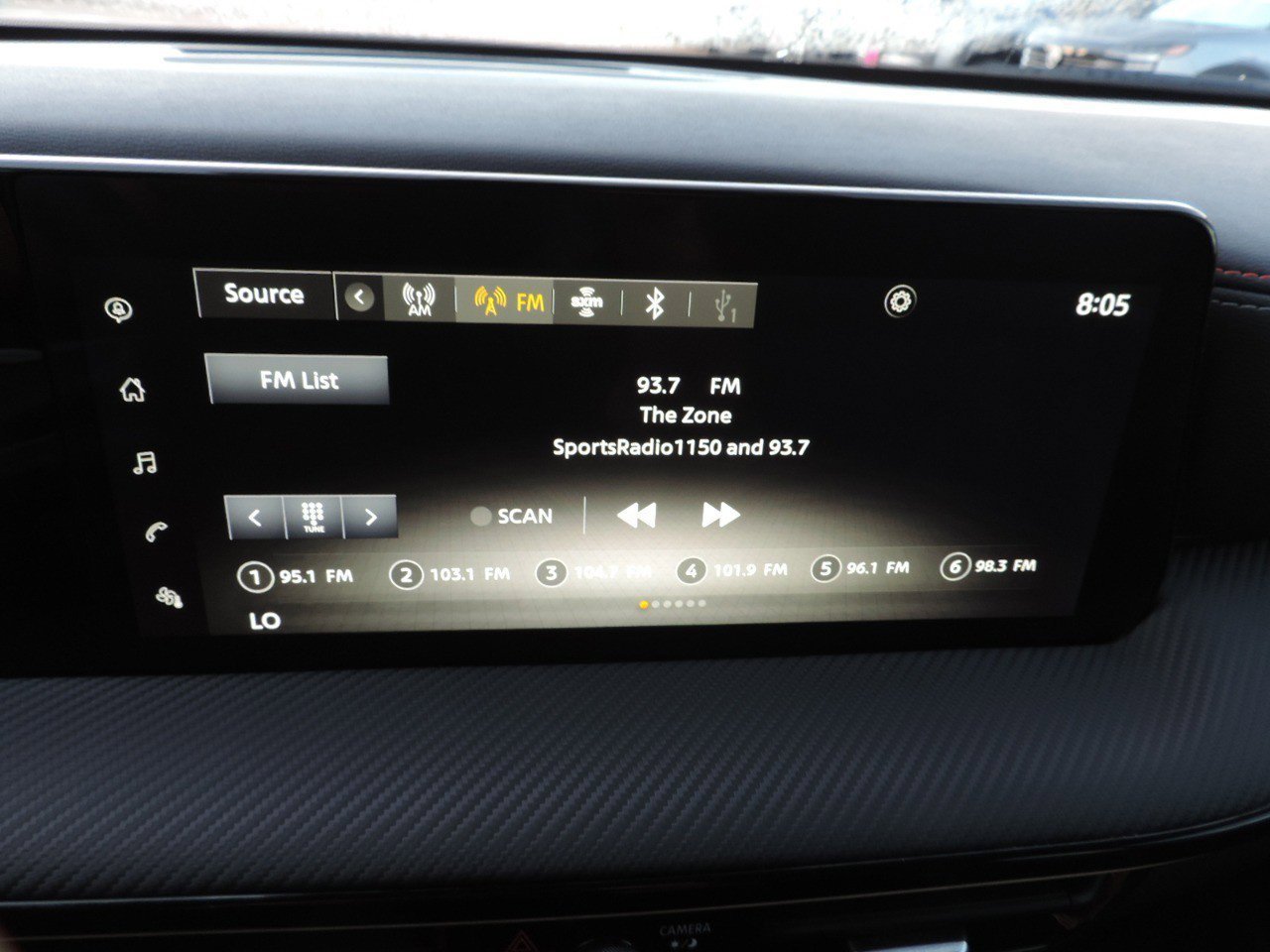 Certified 2025 Nissan Kicks SR FWD image 23