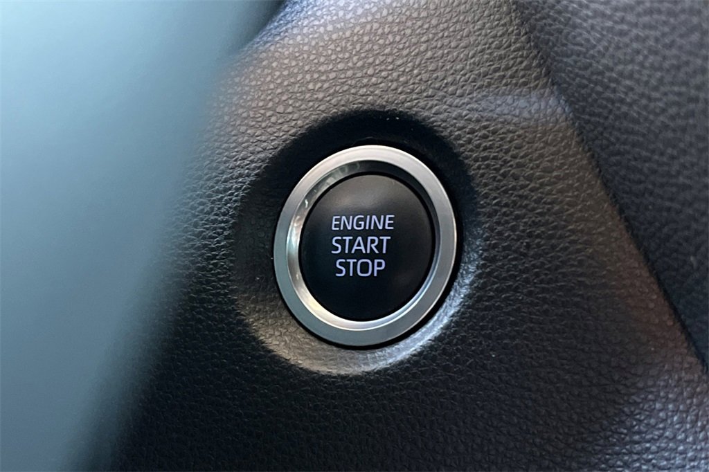 Used 2021 Toyota Corolla XSE image 26