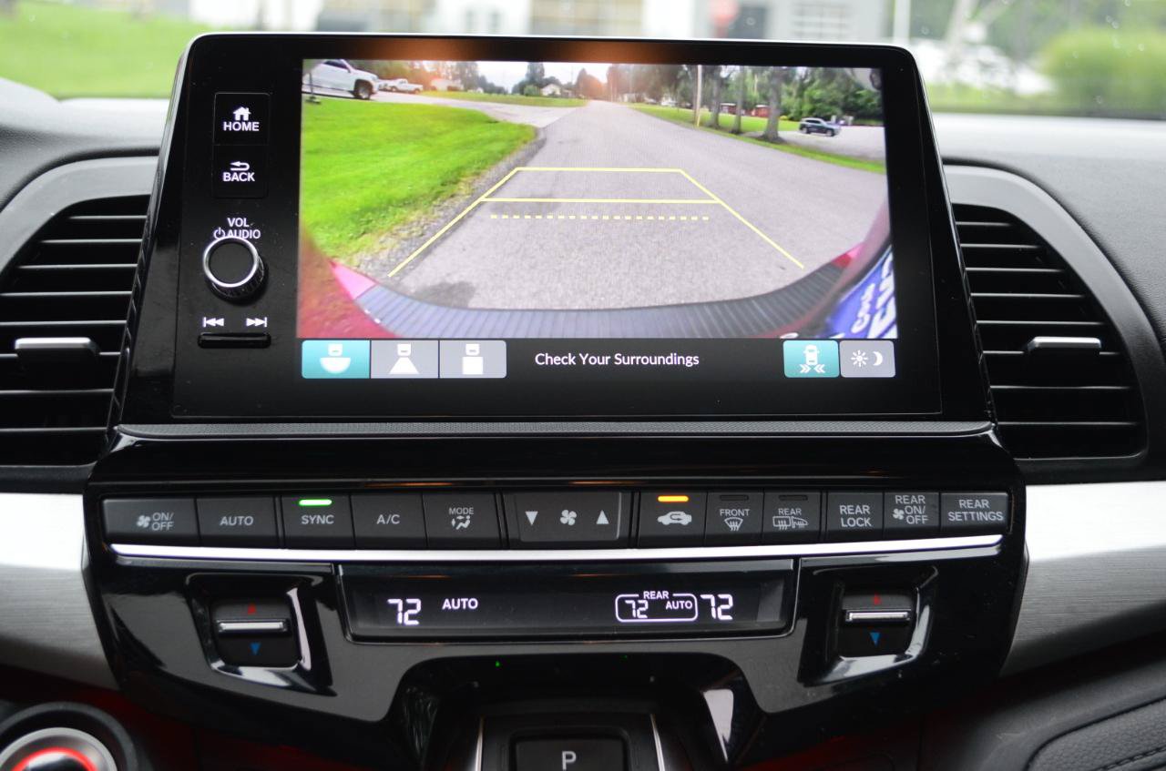 Used 2025 Honda Odyssey Sport-L image 29