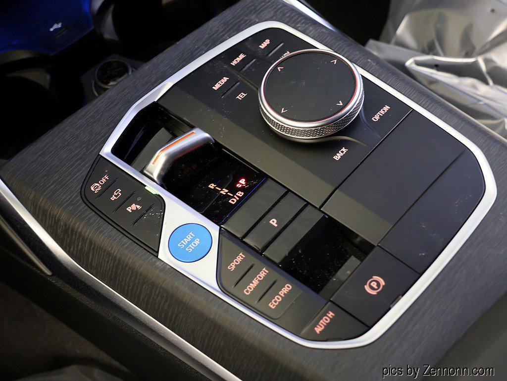 Used 2026 BMW i4 xDrive40i image 25