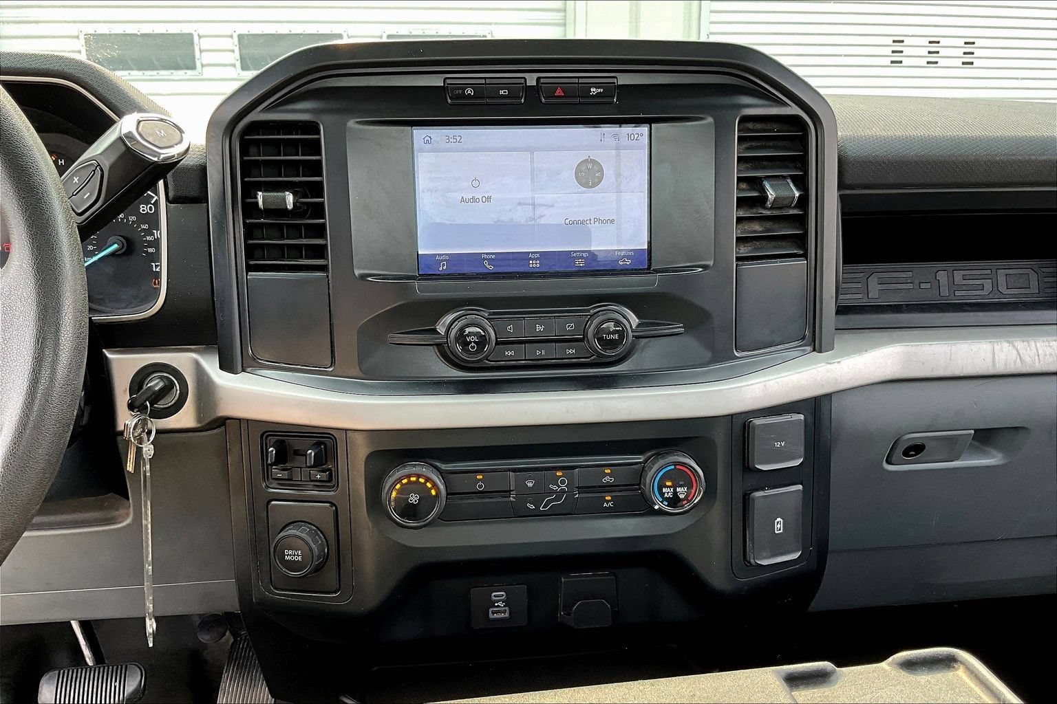 Used 2022 Ford F150 XL w/ Trailer Tow Package RWD image 11