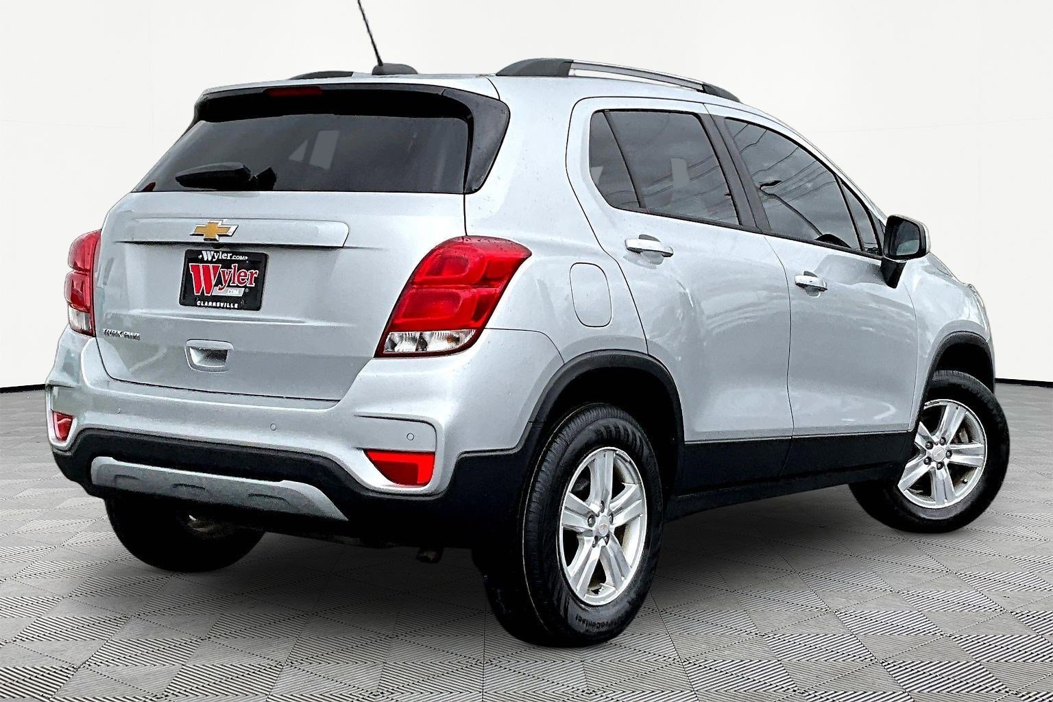 Used 2021 Chevrolet Trax LT w/ Driver Confidence Package AWD/4WD image 6