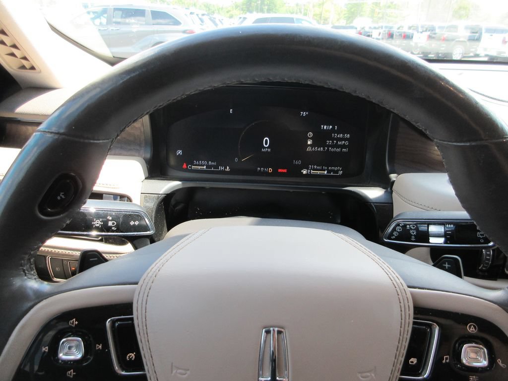 Used 2020 Lincoln Aviator Reserve w/ Elements Package Plus RWD image 31