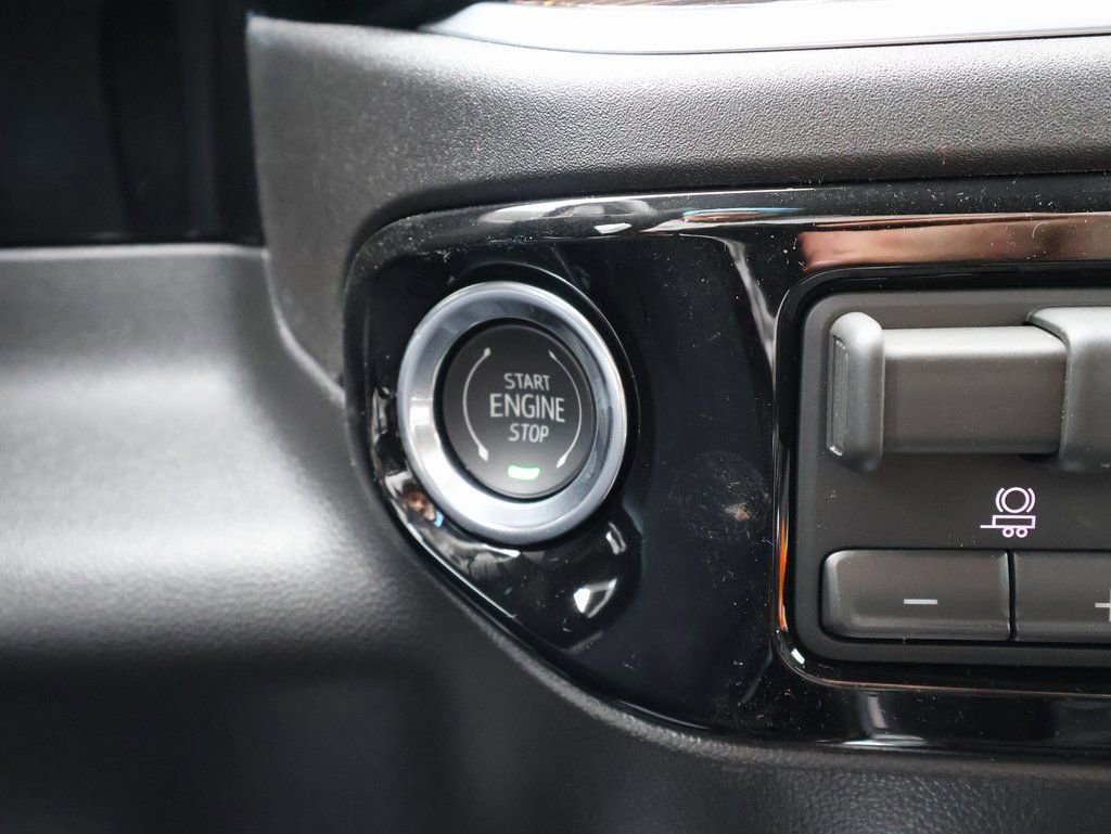 New 2026 GMC Sierra 1500 Elevation w/ LPO, Elevation Black Package image 21