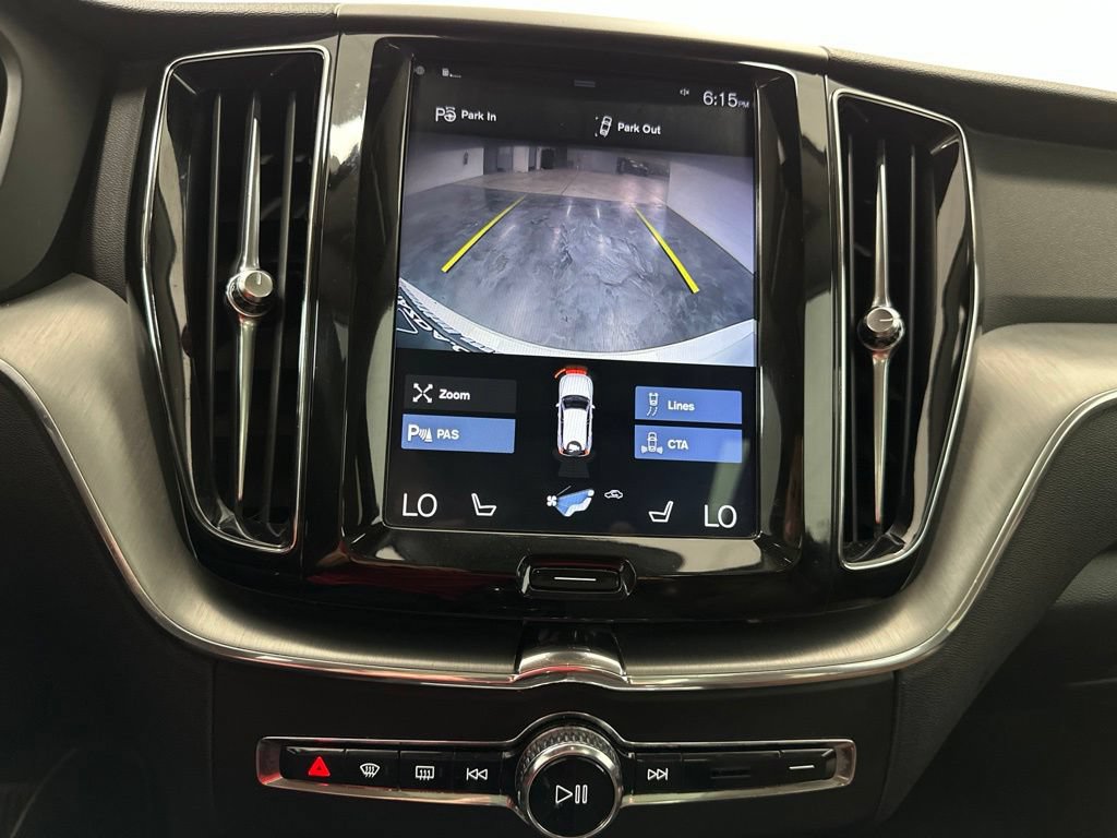 Used 2019 Volvo XC60 T6 Momentum w/ Multimedia Package AWD/4WD image 31