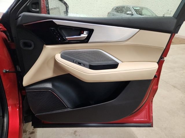 Used 2025 Acura MDX w/ Technology Package image 37