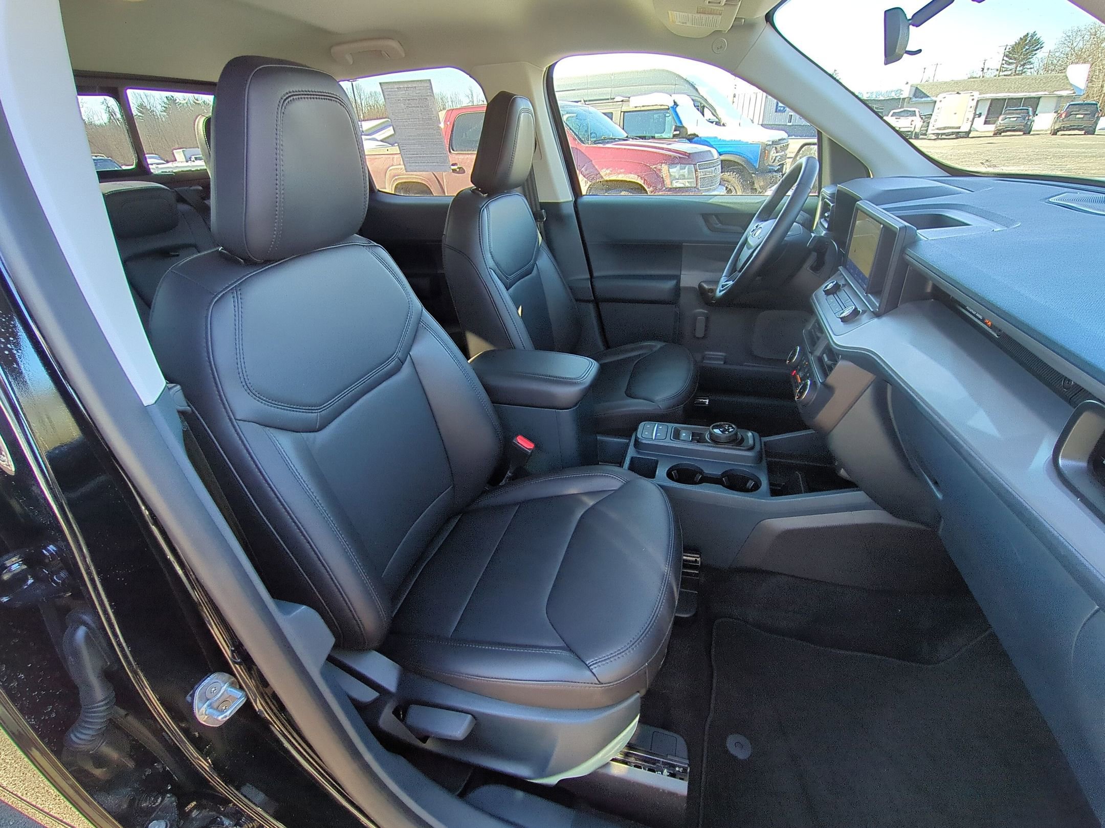 Certified 2024 Ford Maverick Lariat w/ Black Appearance Package image 20