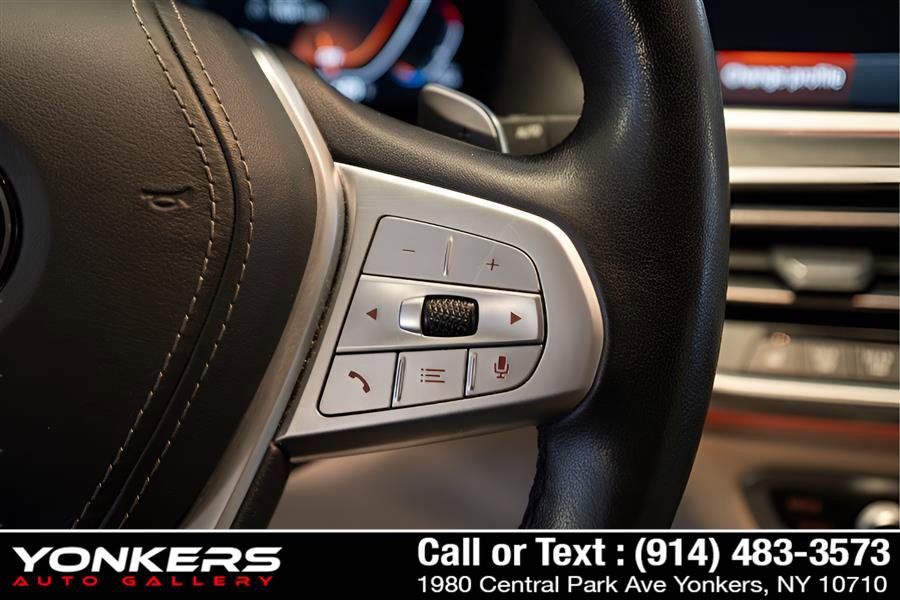 Used 2022 BMW X7 xDrive40i w/ Executive Package image 62