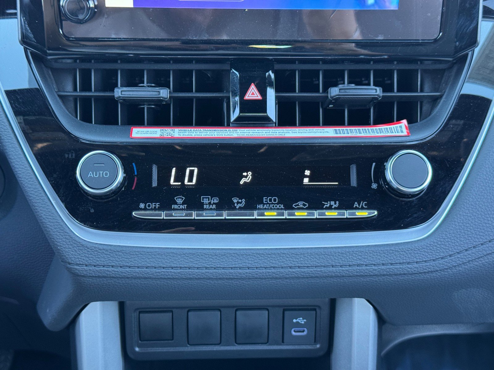 Used 2025 Toyota Corolla Cross AWD Hybrid image 25