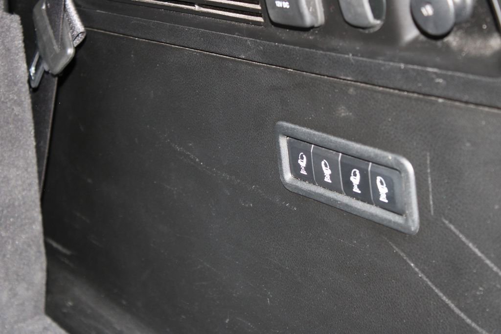 Used 2024 Jeep Wagoneer Series III AWD/4WD image 38