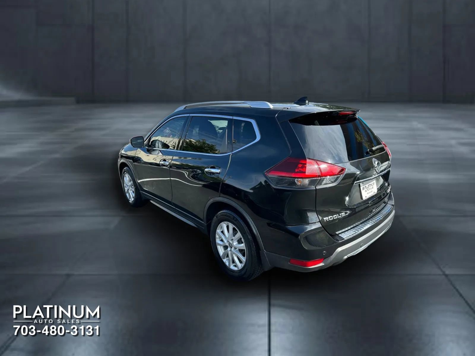 Used 2019 Nissan Rogue SV image 9