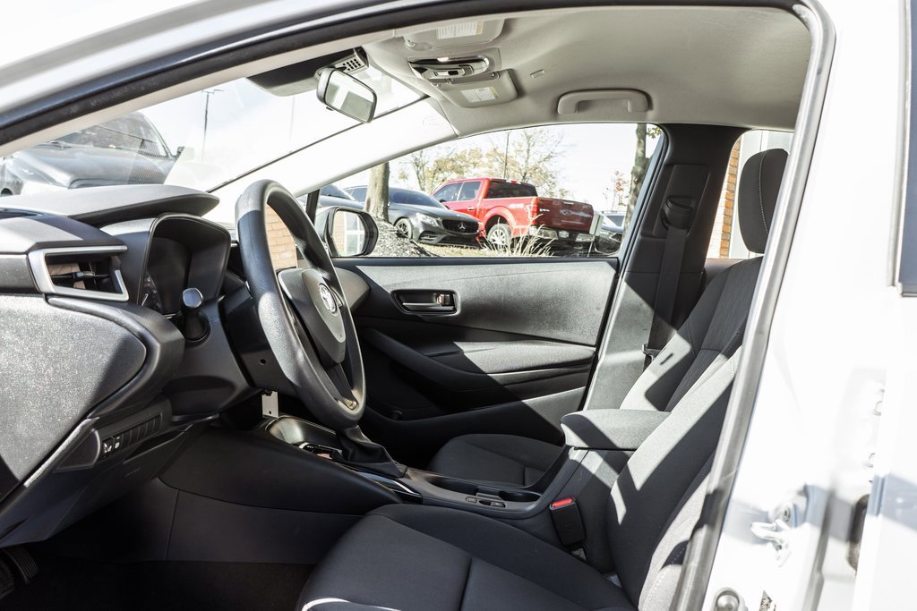 Used 2024 Toyota Corolla LE image 17
