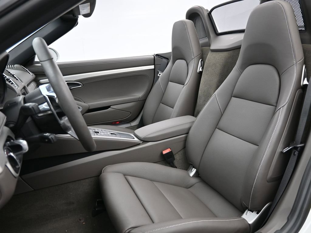 Certified 2025 Porsche 718 Boxster S image 5