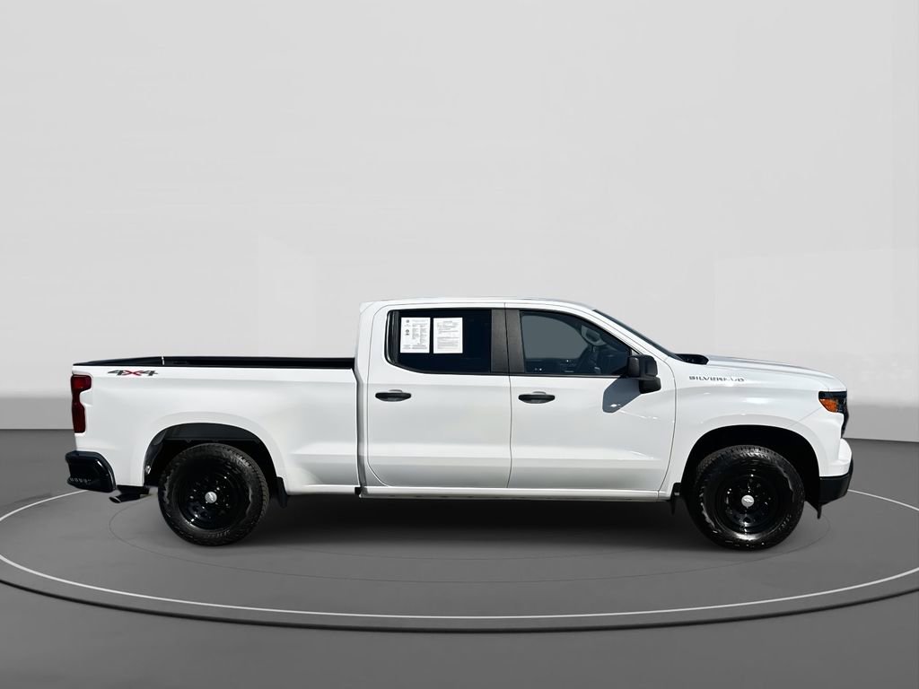 Used 2025 Chevrolet Silverado 1500 W/T w/ WT Value Package AWD/4WD image 3