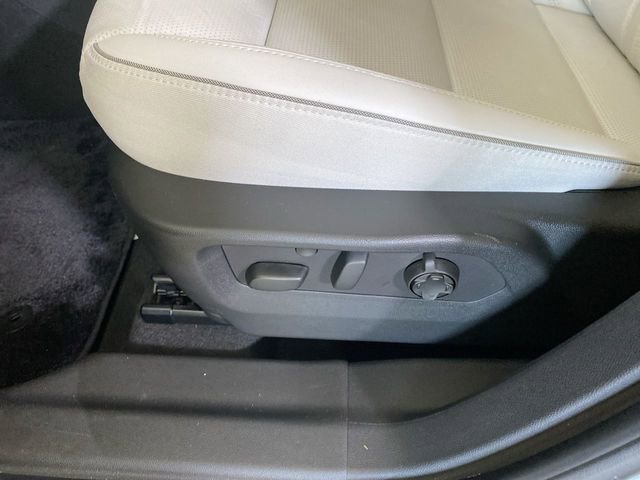 Used 2025 Buick Envision Avenir AWD/4WD image 25