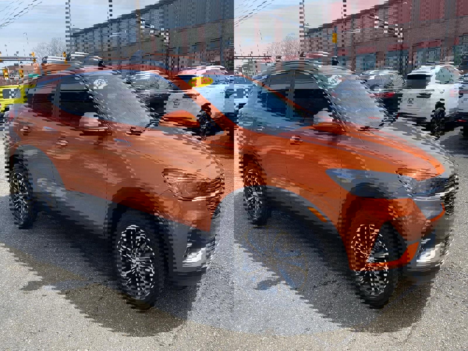 Used 2022 Buick Encore GX Select image 9